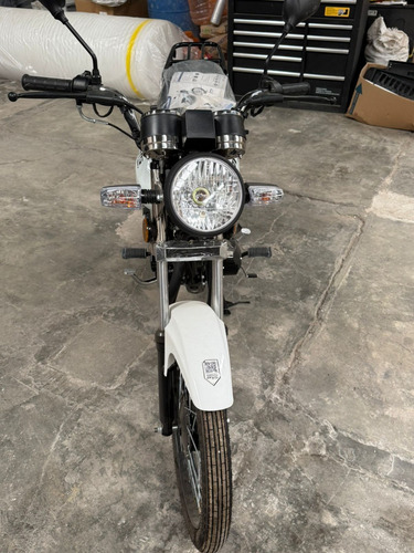 Moto Italika 125cc, Completamente Nuevas, Color Blanco