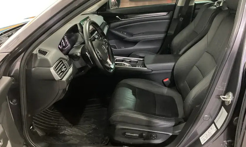 Honda Accord Touring 2.0 lt Turbo