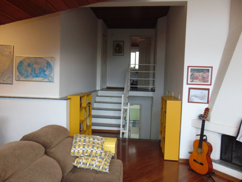 Imagem 26 de 30 de Sobrado Com 5 Dormitórios À Venda Com 182.43m² Por R$ 800.000,00 No Bairro Santa Felicidade - Curitiba / Pr - Sb0658