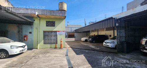 Cocheras En Venta - Oportunidad De Inversión Con Renta Vigente