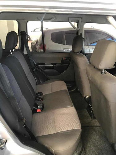 Imagem 4 de 12 de Mitsubishi Pajero Tr4 2008 2.0 Flex Aut. 5p