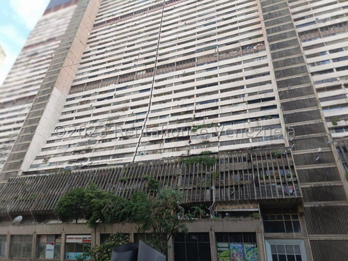 Apartamento En Venta En Parque Central 24-3480 Yf