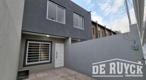 Duplex En Venta En Quilmes Oeste