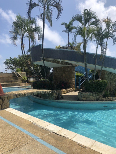 Venta De Apartamento Pent-house En Conj Res Los Timones, Higuerote, Estado Miranda. Mr