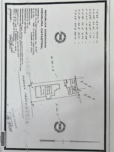 Casa Para Desarrollar. Centrico