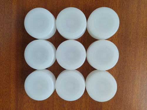 Imagen 1 de 5 de Tapas Plásticos De 28mm Con Precinto.
