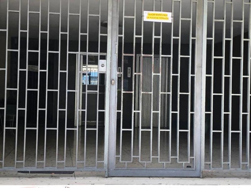 Imagen 2 de 13 de Venta De Local Comercial En Las Acacias