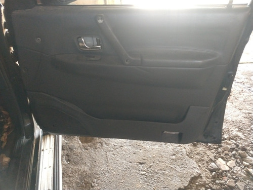 Mitsubishi, Toyota Pajero - Hilux Sw4 Suv