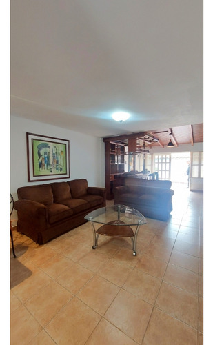 Townhouse Urb. La Lagunita Sector Tipuro Maturin Ve13-034st-lfaj