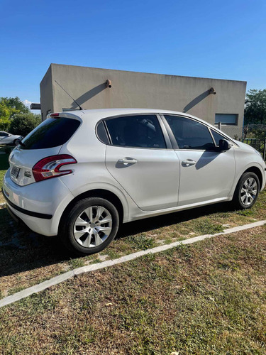 Peugeot 208 1.5 Active 2016