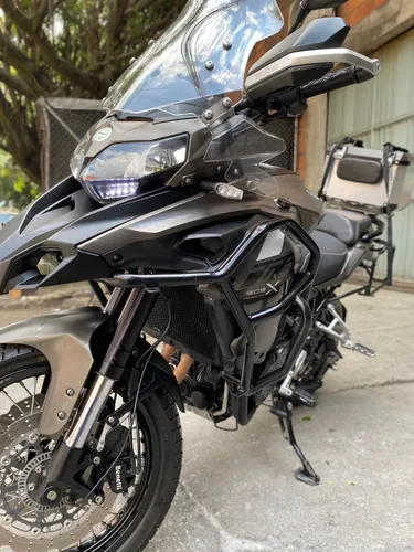 Benelli Trk 502x Con Modificaciones Soat Y Tecnomecanica