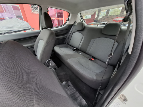 Peugeot 207 1.4 8V