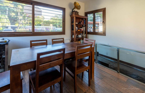 Importante Casa En Venta Las Lomas-santa Rita! Moderna E Impecable!