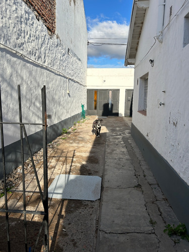 Venta Casa 3 Dormitorios Barrio Noroeste Con Cochera