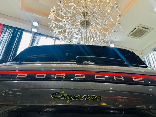Porsche Cayenne 3.0 V6 Aut. 5p
