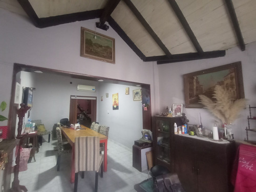 Venta Casa 3 Dorm Garage Jardin A/refac Hurlingham