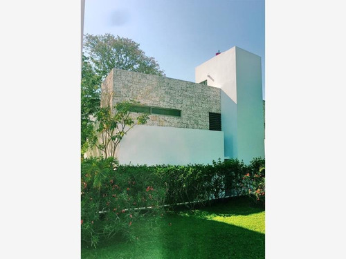 Imagen 1 de 12 de Casa Sola En Venta Playa Del Carmen Centro