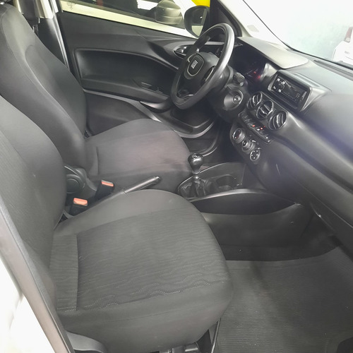 Fiat Cronos 1.0 Drive Flex 4p