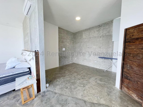 Ofrecemos En Alquiler Exclusivo Y Elegante Loft Ubicado En Oripoto 24-14767