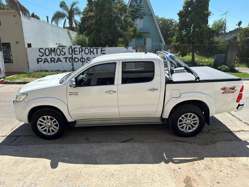 Toyota Hilux Pick-up 3.0 Cd Srv 171cv 4x4