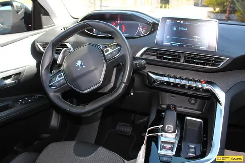 Peugeot 3008 1.6 ALLURE TP