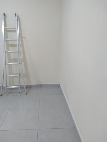 Imóvel Com 1 Dormitorio, 1125 E 2 Vagas De Garagem Á Venda