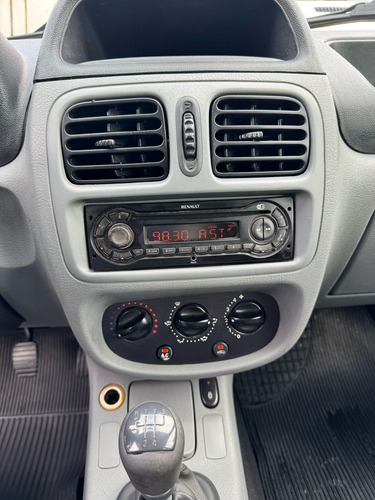 Renault Clio 1.0 16v Campus Hi-flex 5p