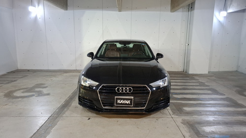 Audi A4 2.0 TFSI DYNAMIC S-TRONIC