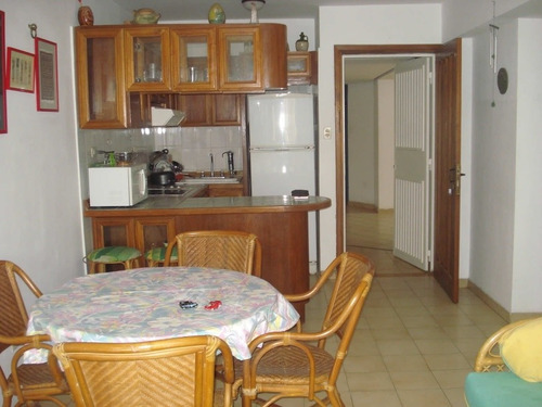 Imagen 16 de 22 de Apartamento Costa Azul Orilla De Playa Edificio Esparta Suites Piso Bajo