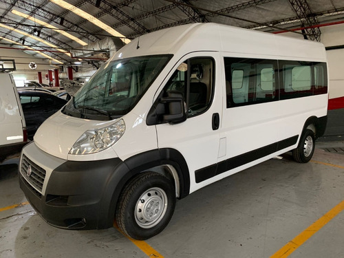 Imagen 3 de 24 de Fiat Ducato Maxicargo Vidriada R