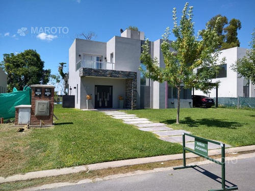 Imagen 2 de 26 de Casa En Venta Barrio Haras Santa Maria - El Molino - Maroto Propiedades