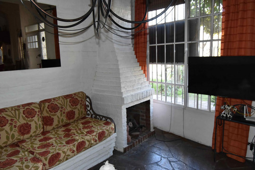 Casa 4 Ambientes Con Pileta En Berazategui