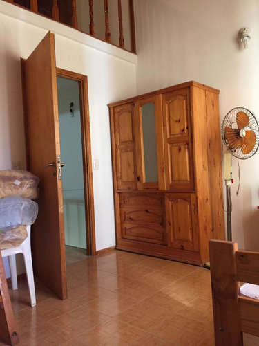 Imagen 15 de 20 de Triplex De 4 Ambientes