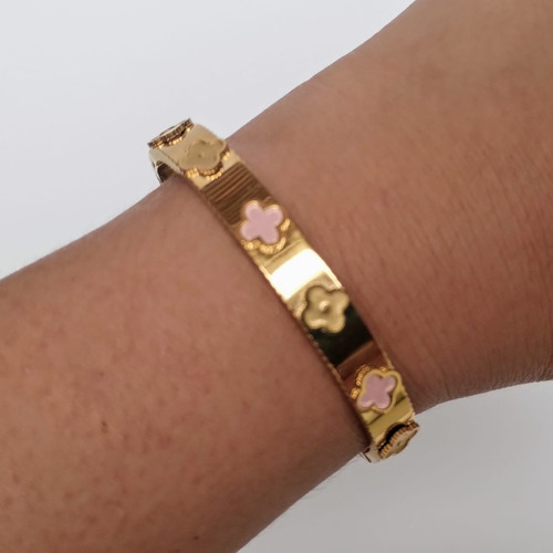 Pulsera Esclava Van Cleef En Acero Quirúrgico Baño Oro 18k Doradocon Treboles Dorados Y Rosas 19 Cm