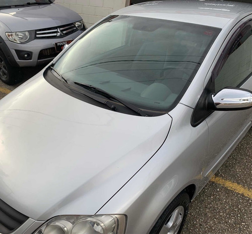 Imagem 9 de 10 de Volkswagen Fox 2010 1.6 Vht Plus Total Flex 5p