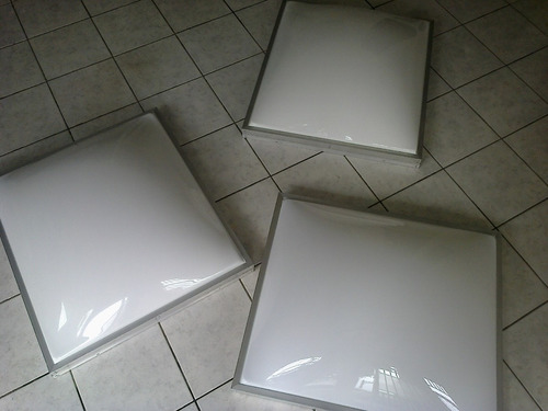Domos Claraboia Acrilico Leitoso 1,20x1,20mt C/tela Msoquit.