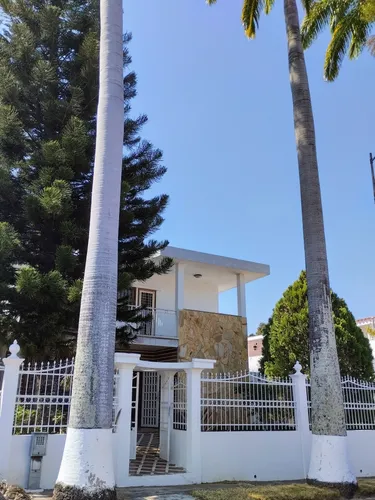 Casa En Venta En El Trigal Expda