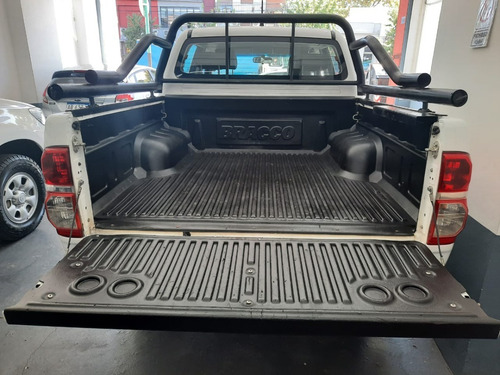 Toyota Hilux 4x4 2.5 Tdi Cab Doble Dx Pack 2014 Financio