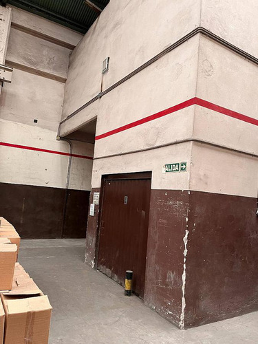 Imagen 5 de 6 de Retasado. Deposito En Venta En Barracas