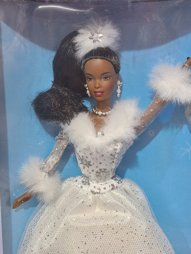 Muñeca Barbie Winters Reflection 2002 (Usado)