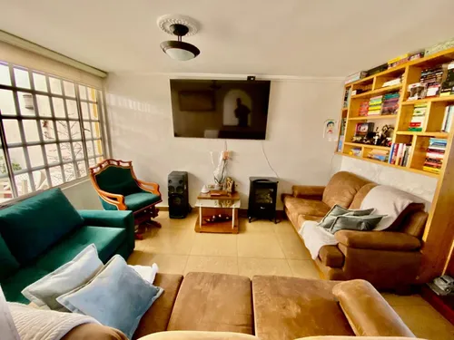 ¡vive En El Corazón De La Ponderosa! Casa Moderna Con Amplios Espacios