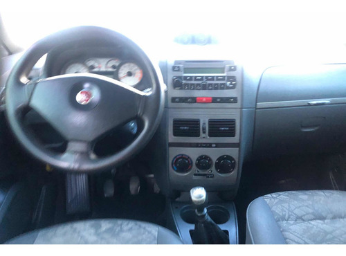 Fiat Idea 2010 1.8 16v Adventure Flex 5p