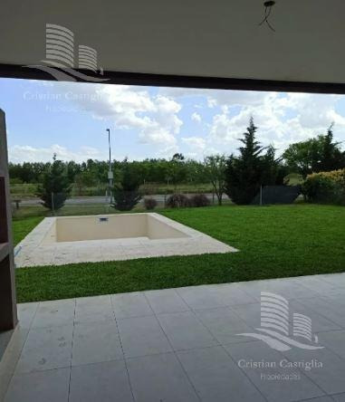 Imagen 2 de 9 de Casa - El Canton - Islas