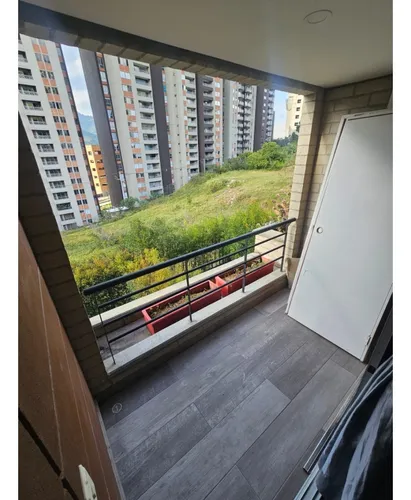 Casa Unifamiliar En Venta En Navarra Bello