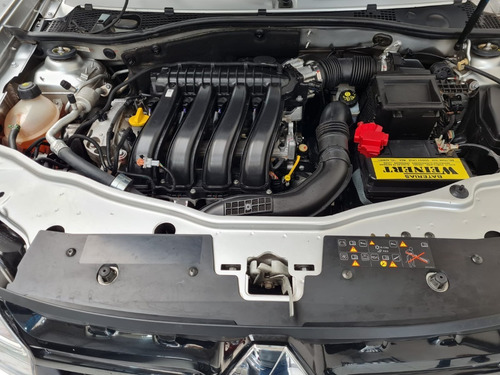 Imagen 6 de 7 de Renault Duster Oroch Outsider Plus 2.0 2017