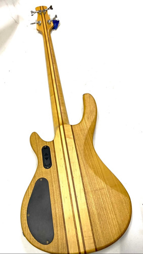 Eagle Baixo 4 Cordas Ativo Egb4000 Novo Mostruario