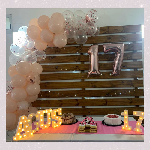 Imagen 1 de 4 de Decoración Con Globos