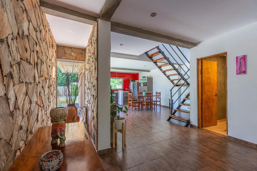 Imagen 17 de 30 de Casa Venta - 1 Dormitorios 2 Baños - 300mts2 Totales - Villa Elisa