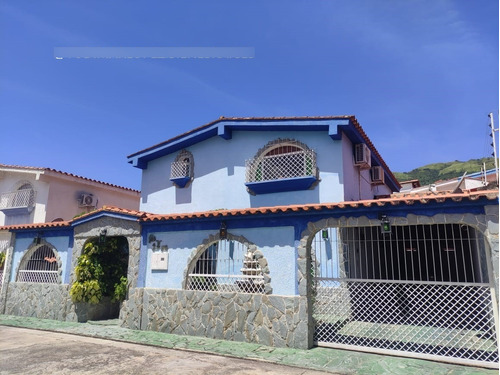 Hermosa Casa En Venta Urb. La Mora Ii, La Victoria Edo. Aragua.