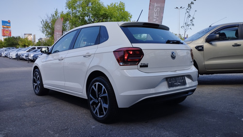 Volkswagen Polo 1.6 Msi Trendline At